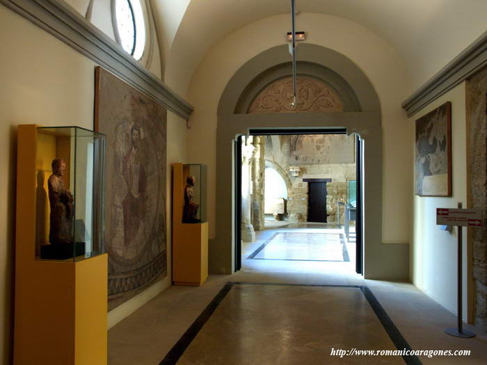 ACCESO AL CLAUSTRO ROMNICO DESDE EL MUSEO DIOCESANO